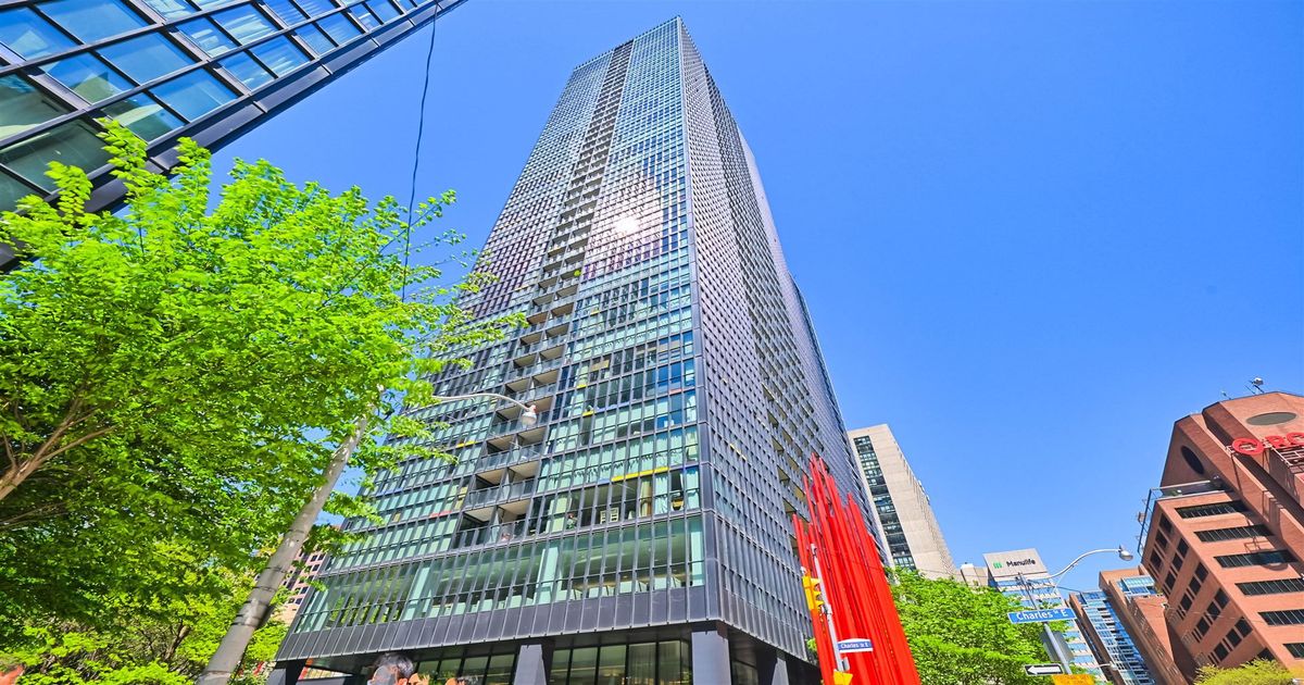 110 Charles Street E Toronto
