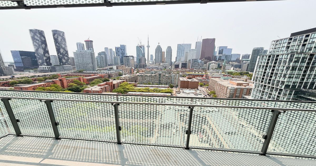 135 lower sherbourne Street Toronto