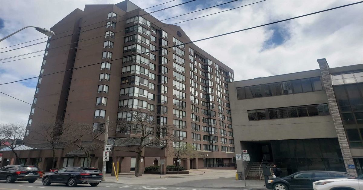 117 Gerrard Street E Toronto