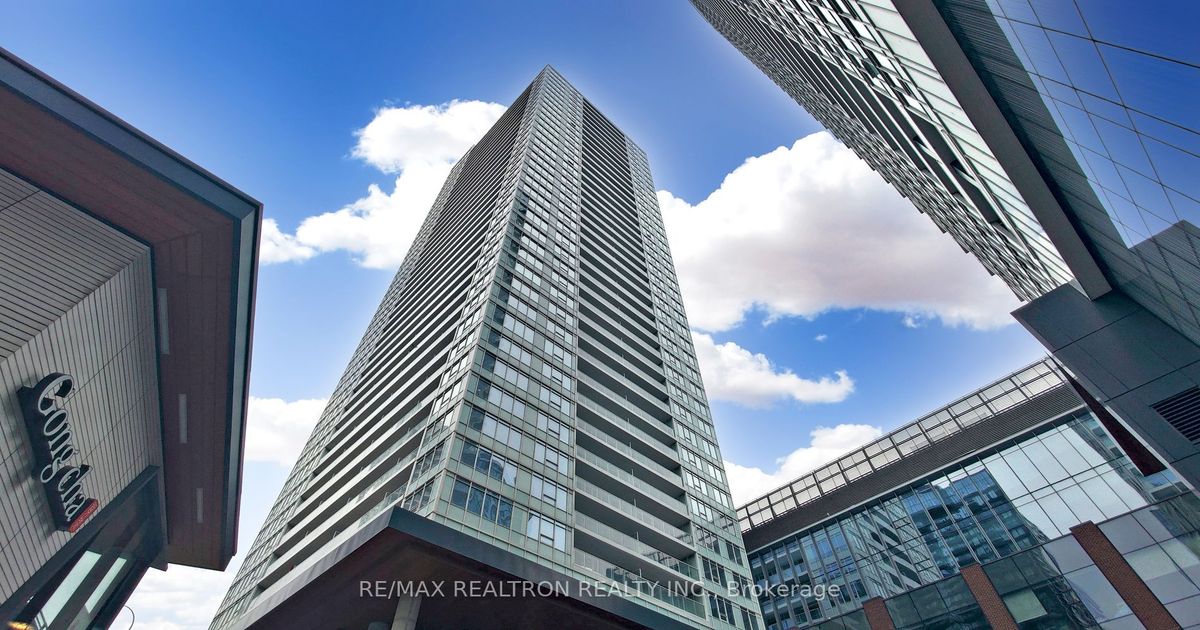 17 Bathurst Street Toronto