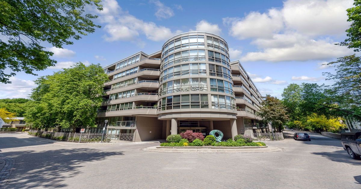 18 Lower Village Gate Toronto