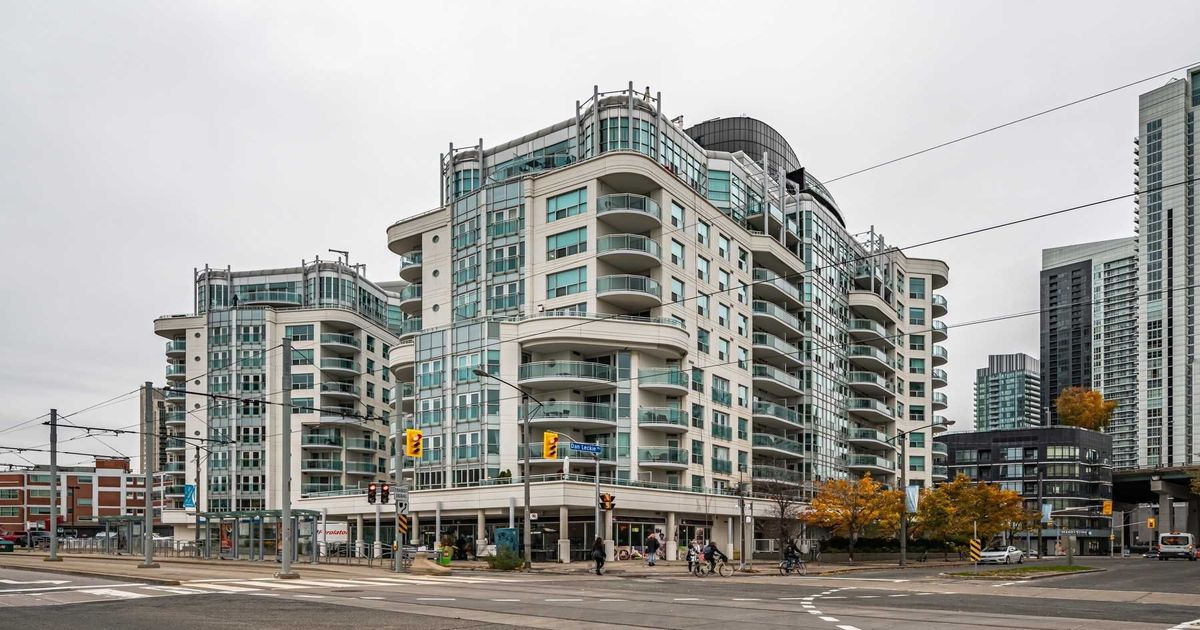 600 Queens Quay W Toronto