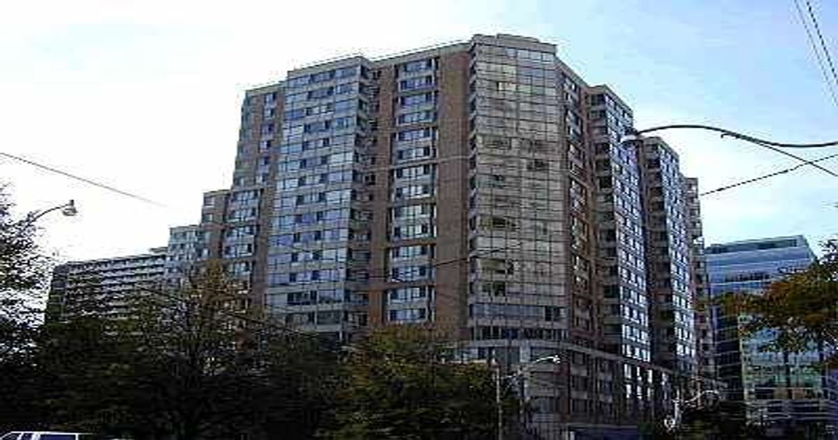 717 Bay Street Toronto