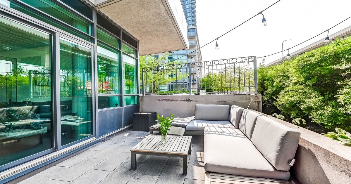 209 Fort York Boulevard Toronto