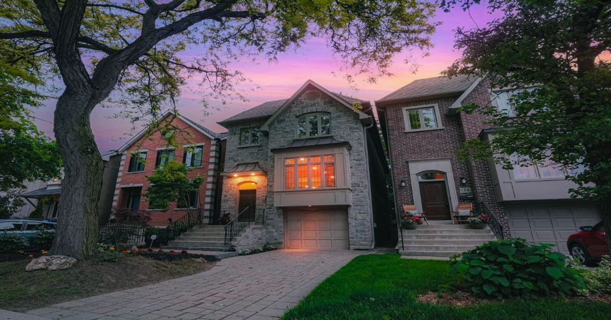 136 Bowood Avenue Toronto