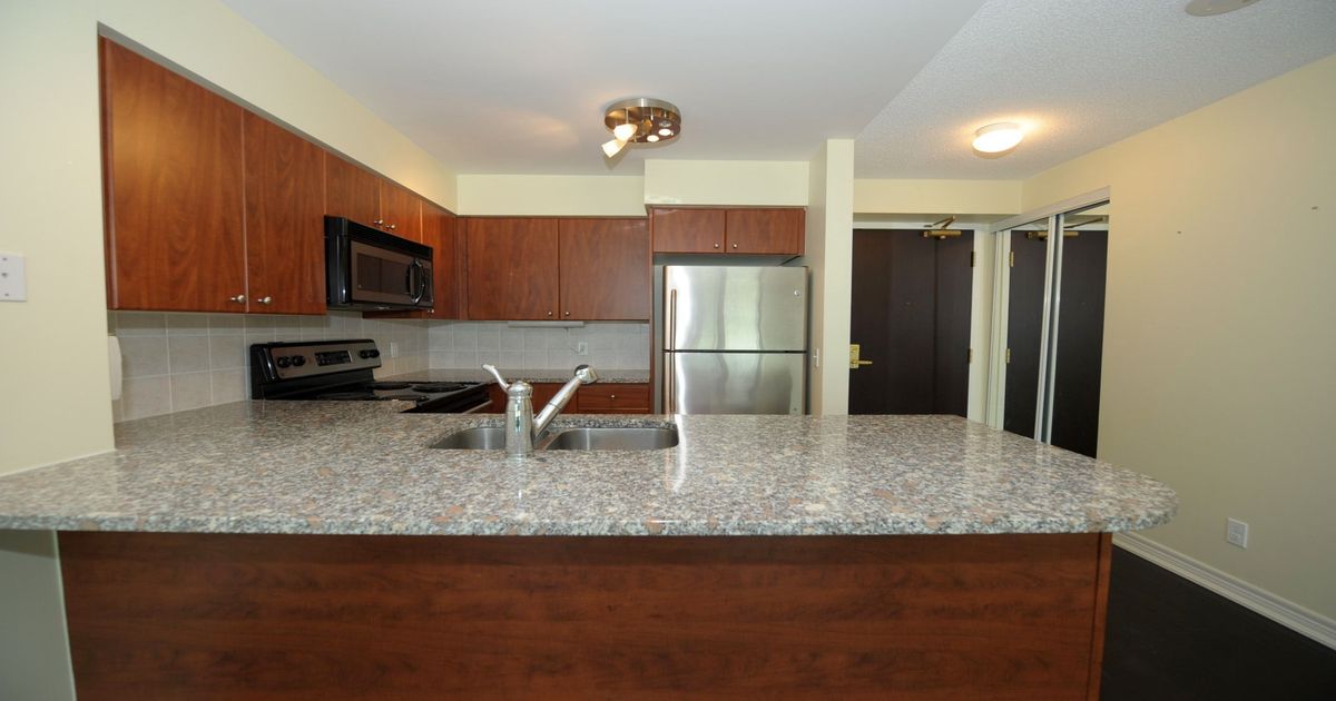 30 Grand Trunk Crescent Toronto