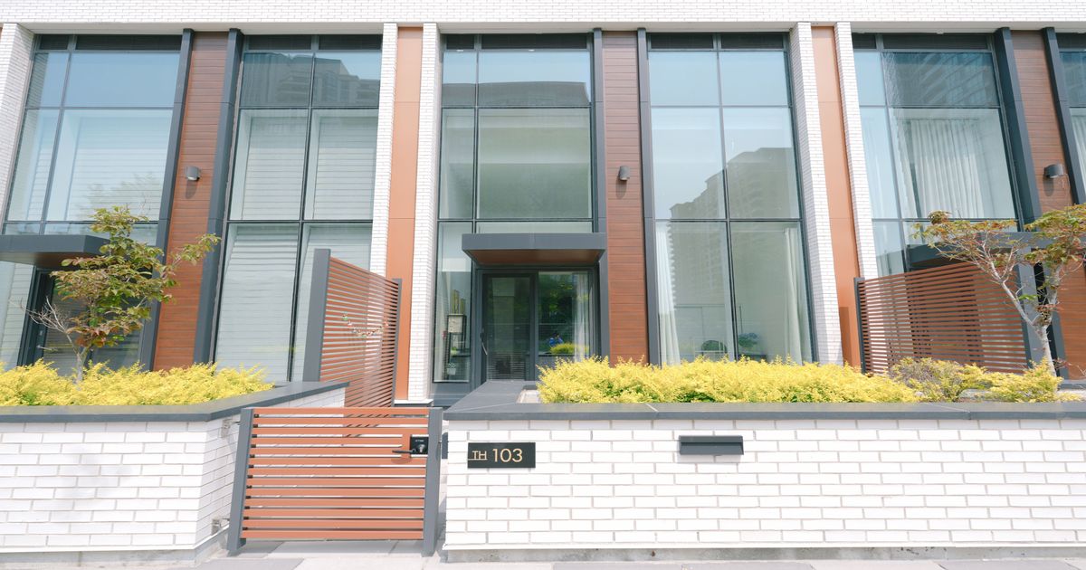 15 Holmes Avenue Toronto