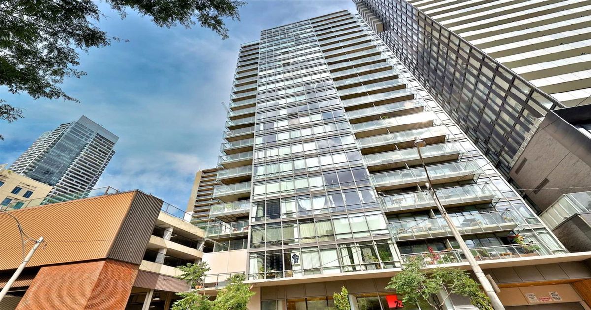 22 Wellesley Street E Toronto