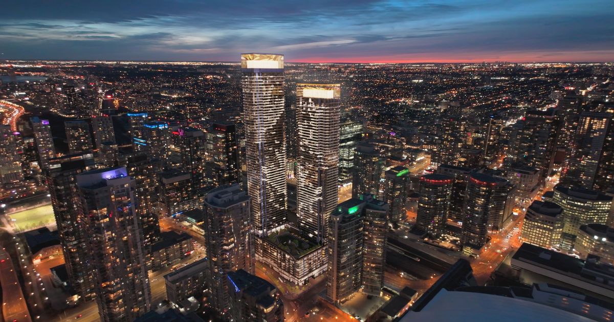1 Concord Cityplace Way Toronto