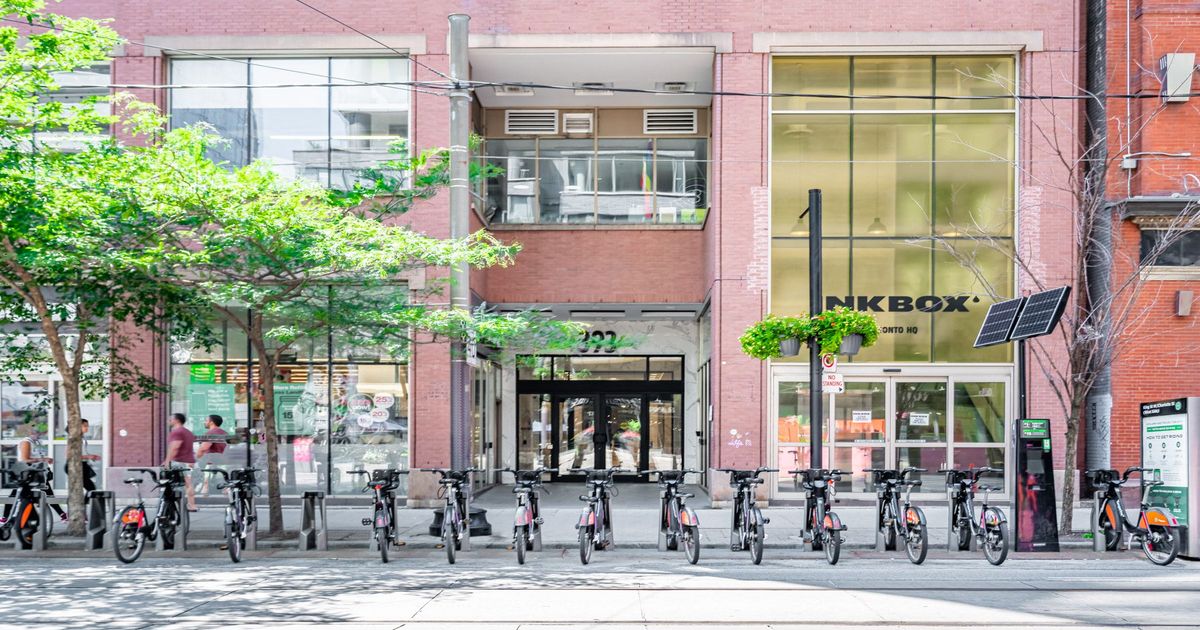 393 King Street W Toronto