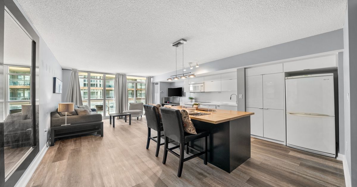 21 Iceboat Terrace Toronto