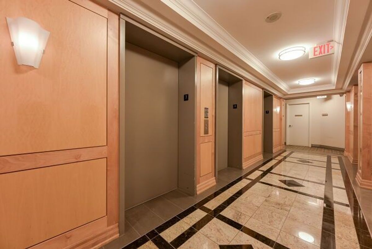 img-gallery