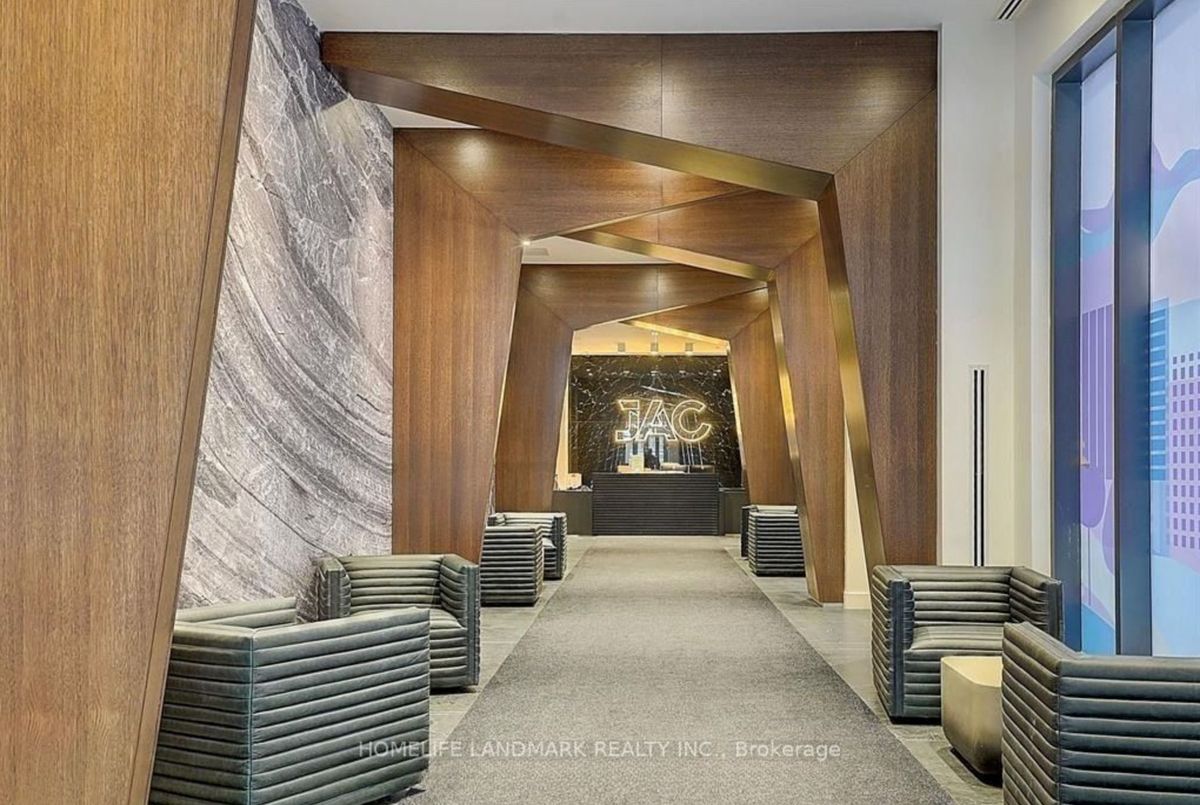 img-gallery
