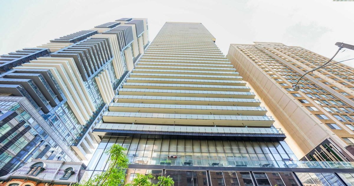 15 Grenville Street Toronto