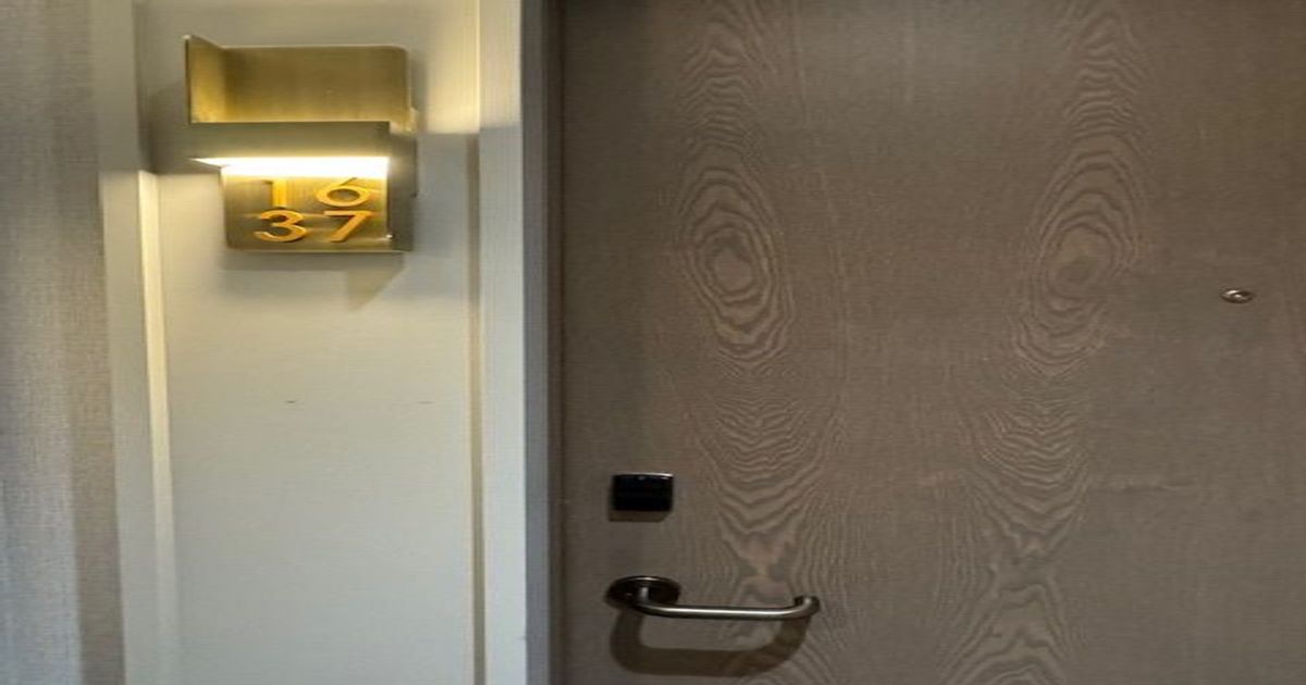 20 Inn On The Park Drive Toronto