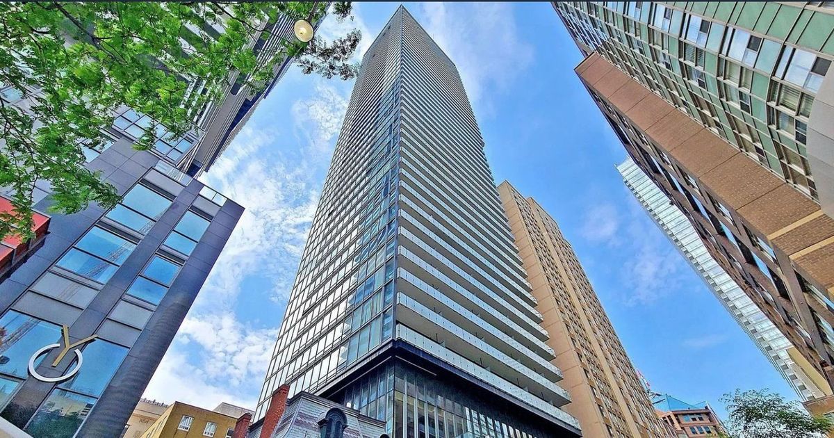 15 Grenville Street Toronto