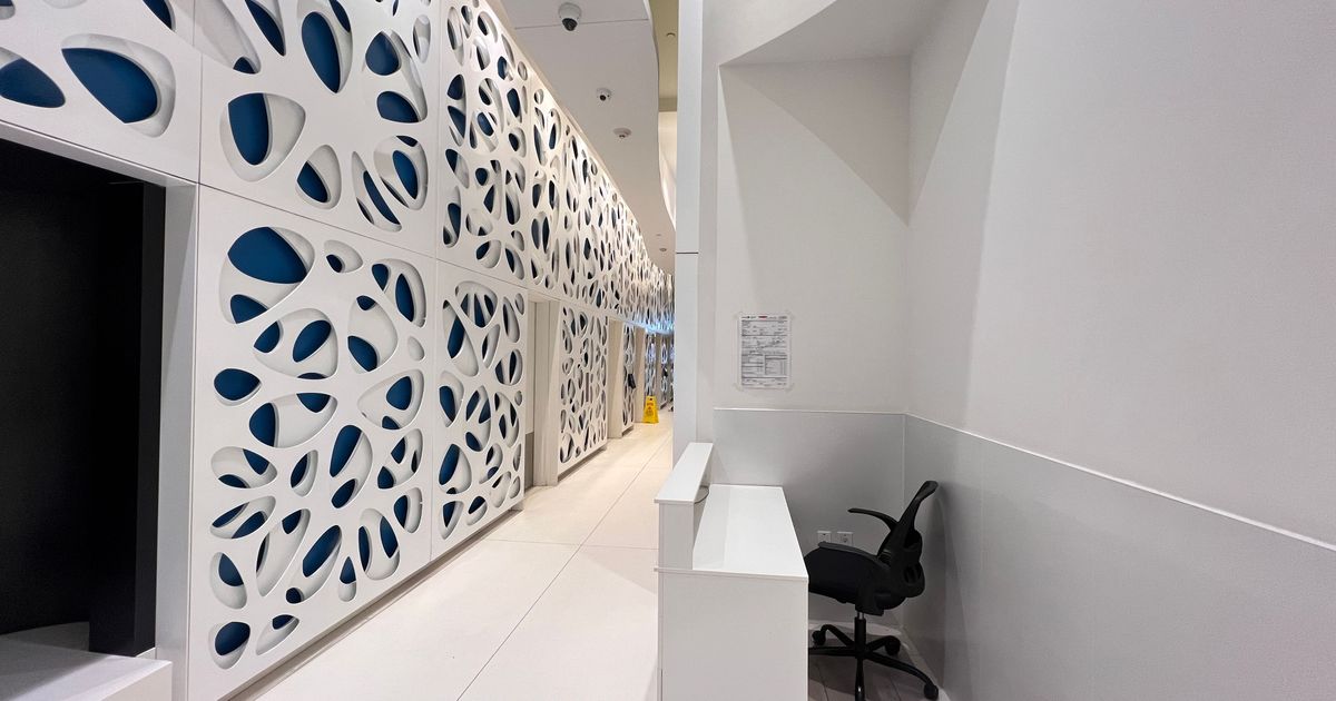 1 Bloor Street E Toronto