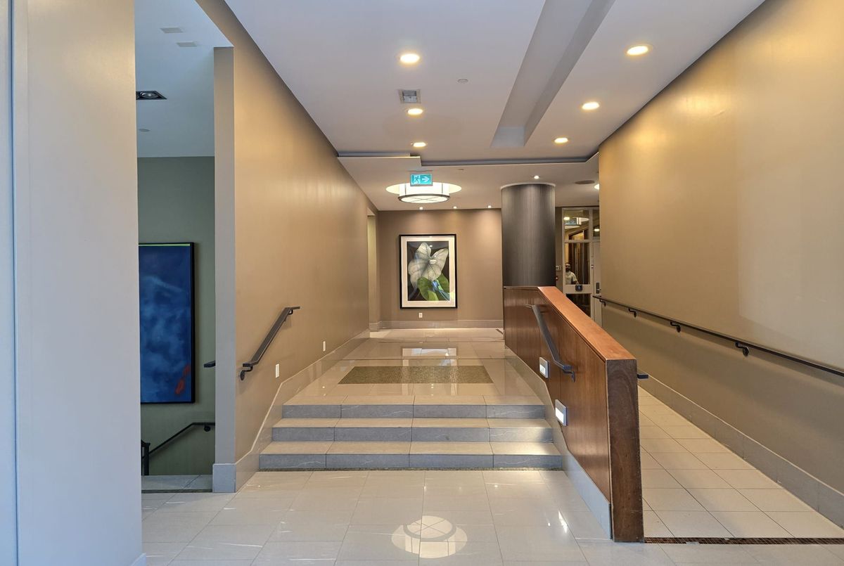 img-gallery