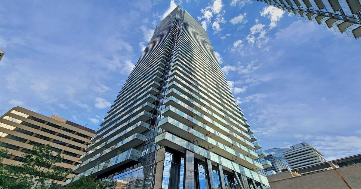 1080 Bay Street Toronto