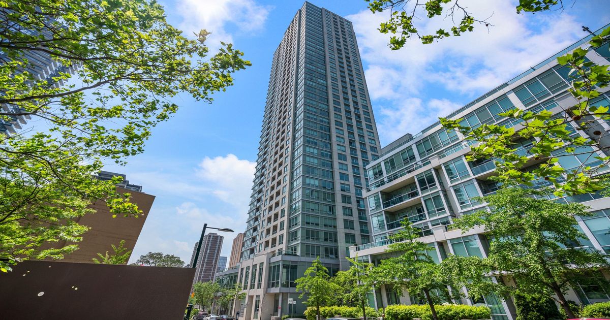 120 Homewood Avenue Toronto
