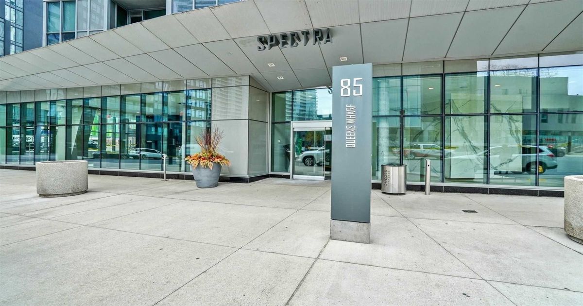 85 Queens Wharf Road Toronto