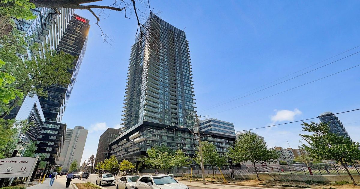 30 Roehampton Avenue Toronto