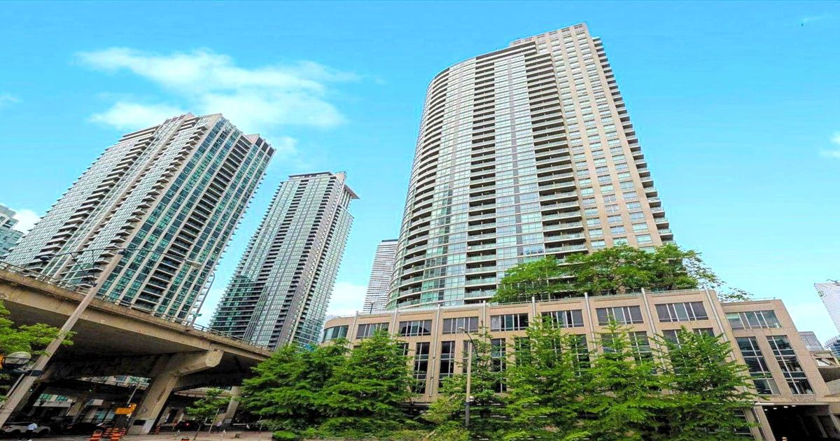 18 Yonge Street Toronto