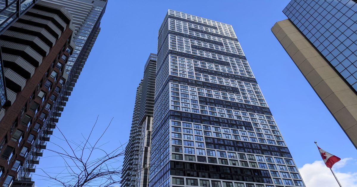 181 Dundas Street E Toronto
