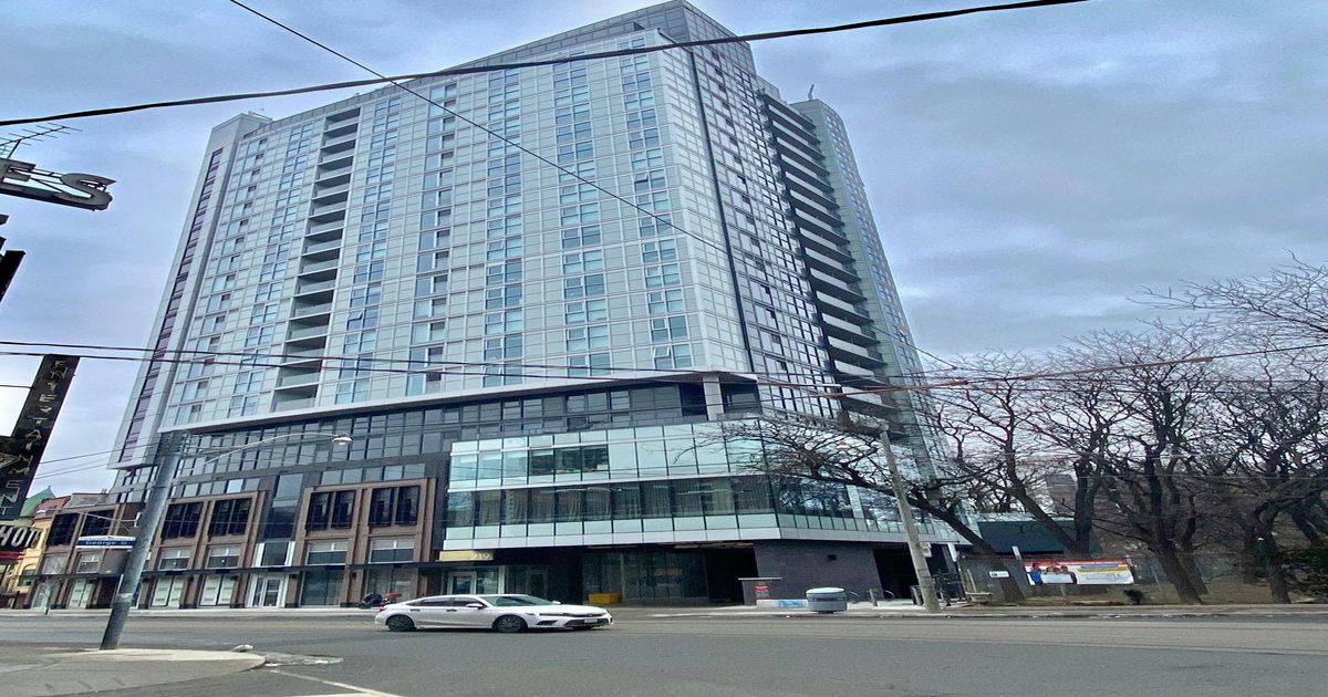 219 Dundas Street E Toronto