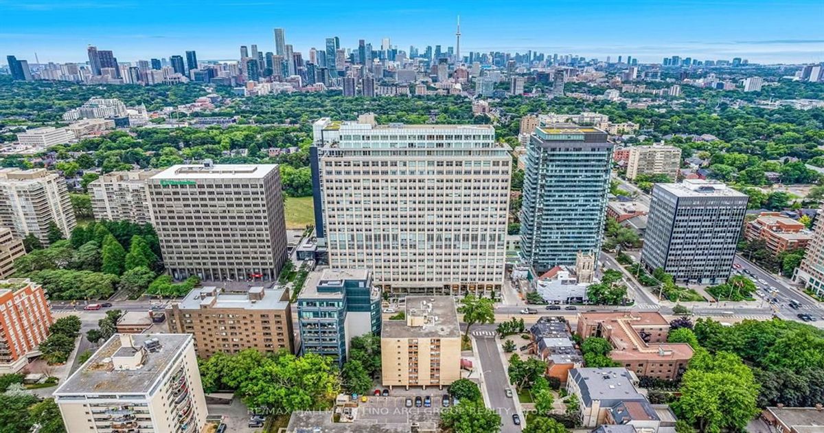 111 ST CLAIR Avenue W Toronto