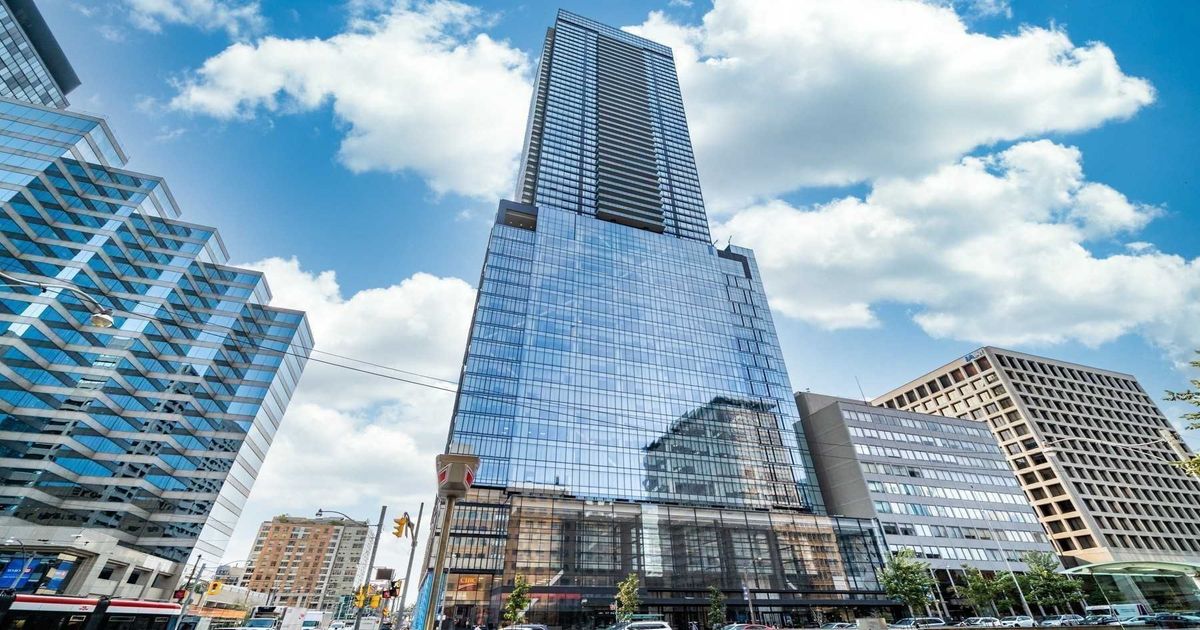 488 University Avenue Toronto