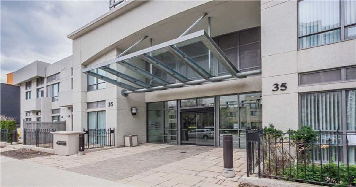 35 Hollywood Avenue Toronto