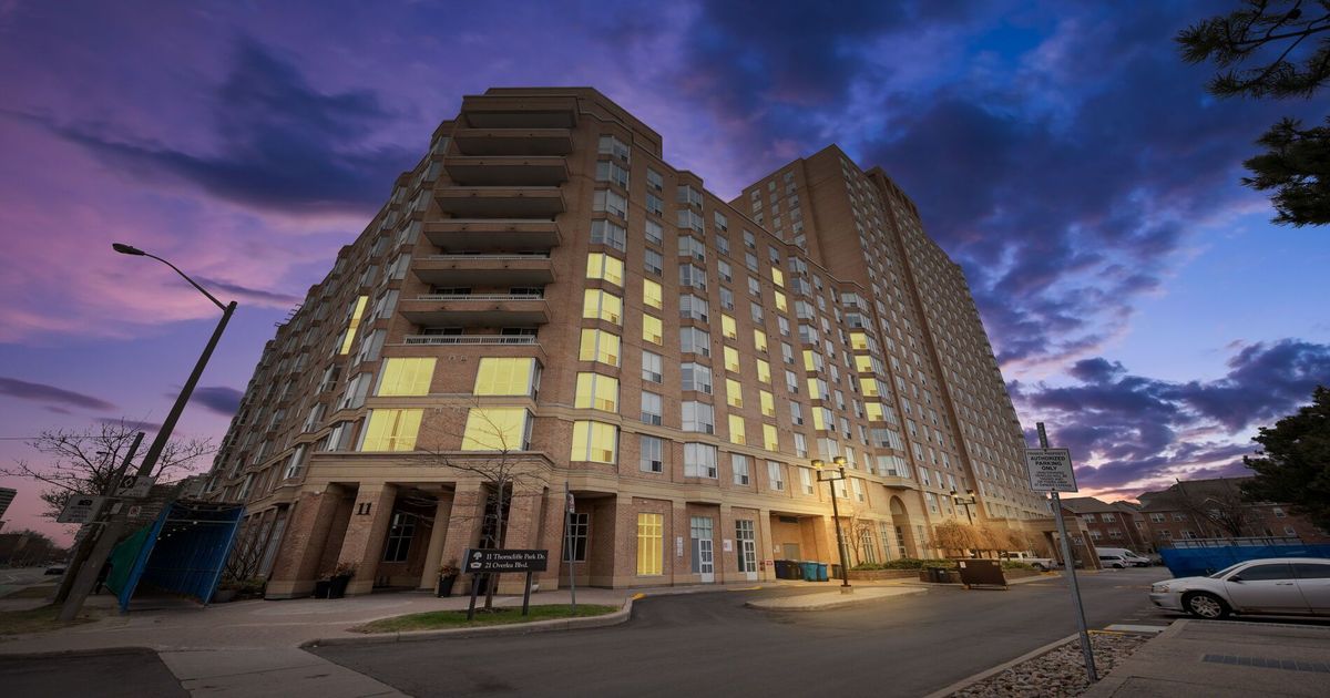 21 Overlea Boulevard Toronto