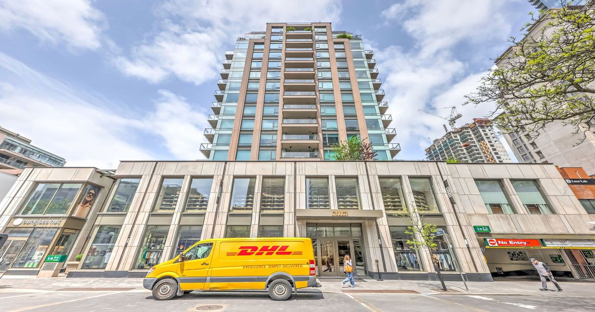 80 Yorkville Avenue Toronto