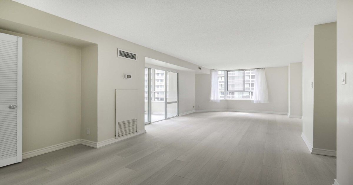 44 Gerrard Street W Toronto