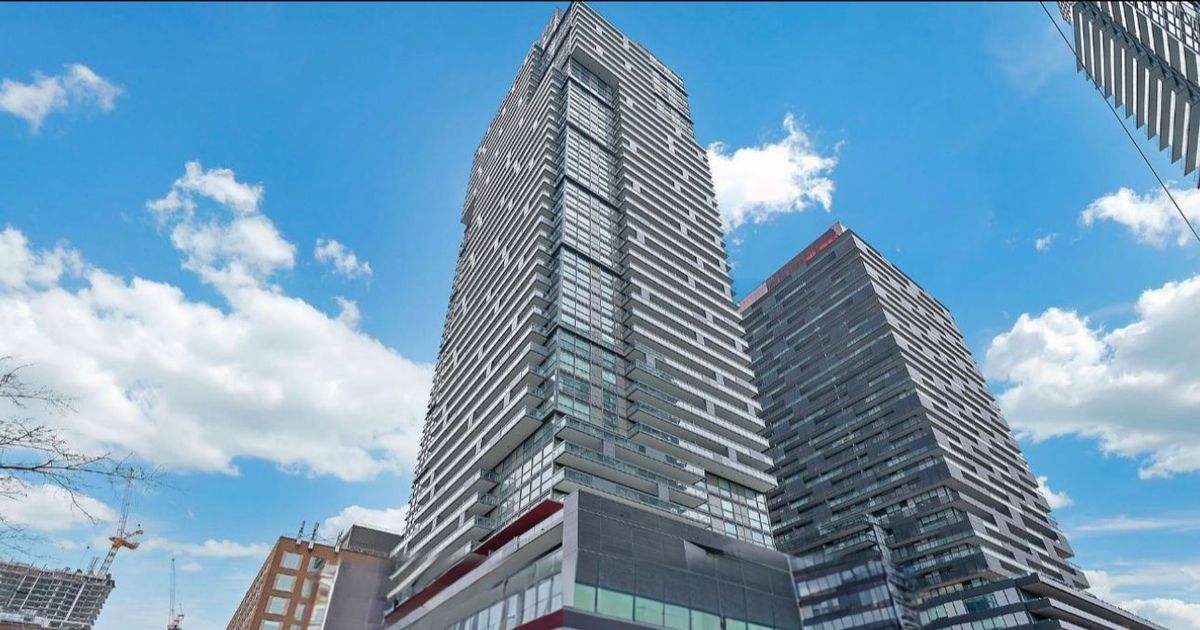 39 Roehampton Avenue Toronto