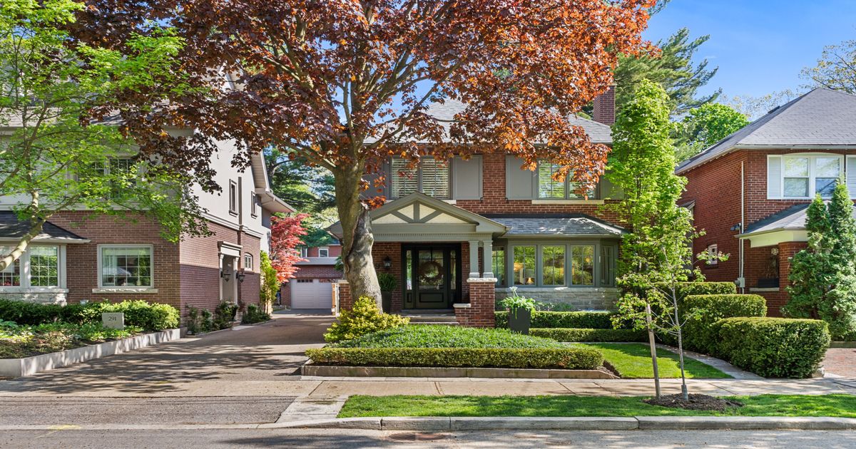 289 Heath Street E Toronto