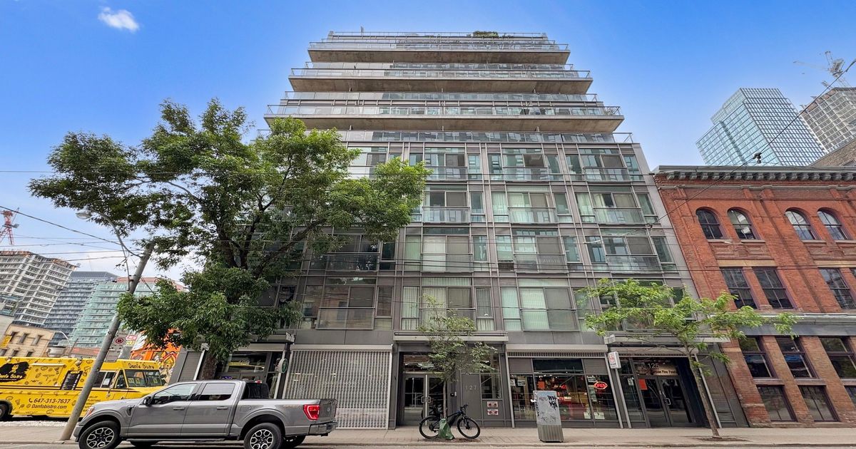 127 Queen Street E Toronto