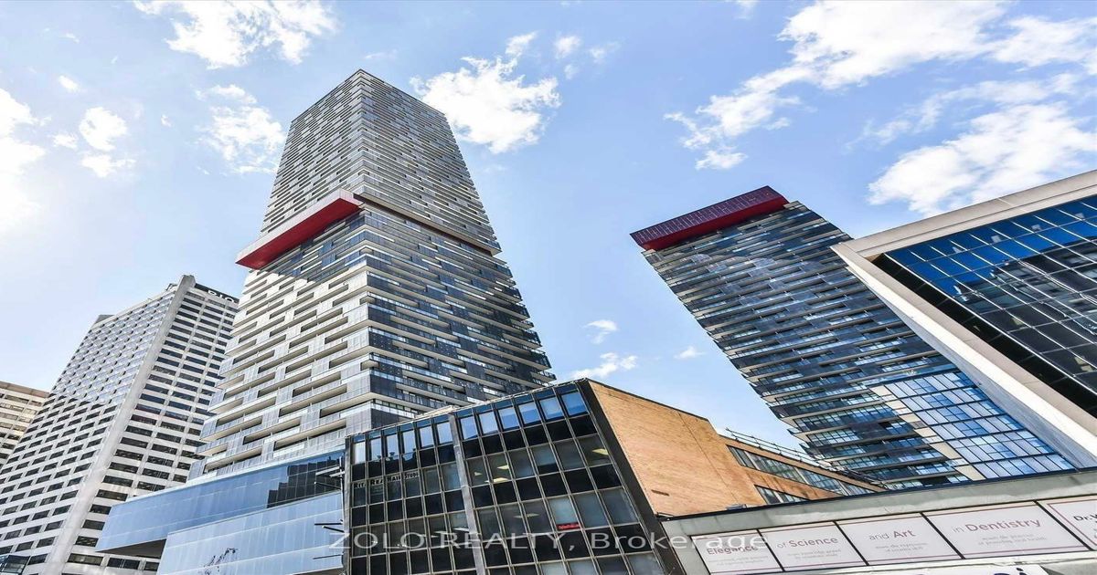 8 Eglinton Avenue E Toronto