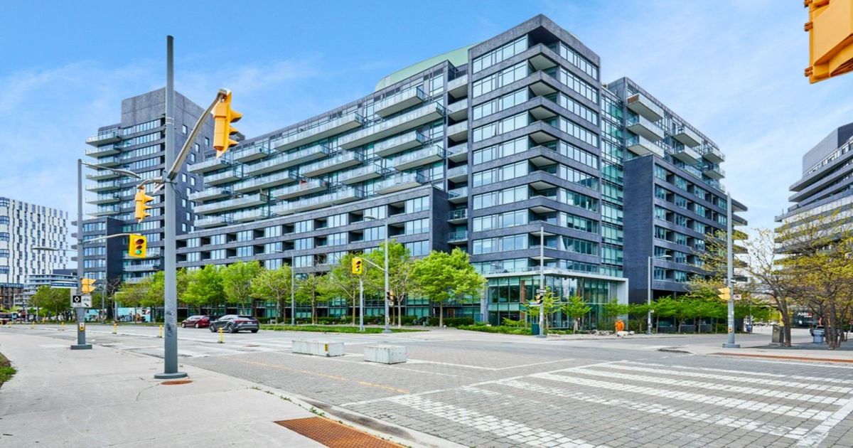 120 Bayview Avenue Toronto