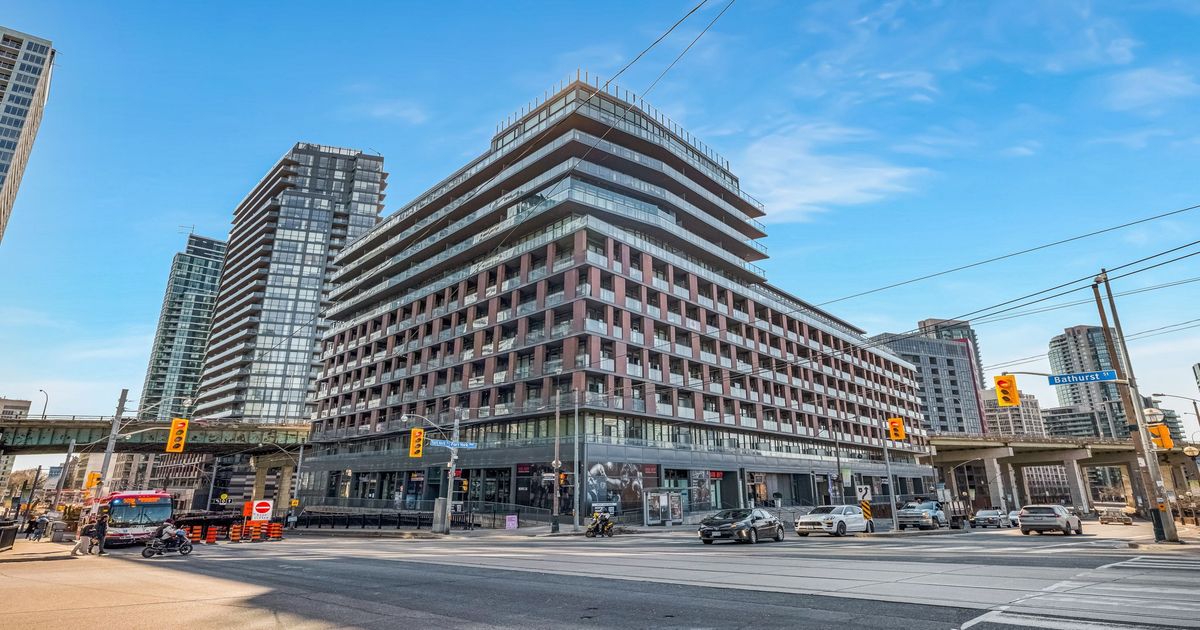 169 Fort York Boulevard Toronto