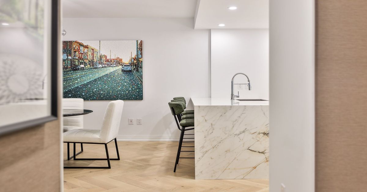 1 Benvenuto Place Toronto