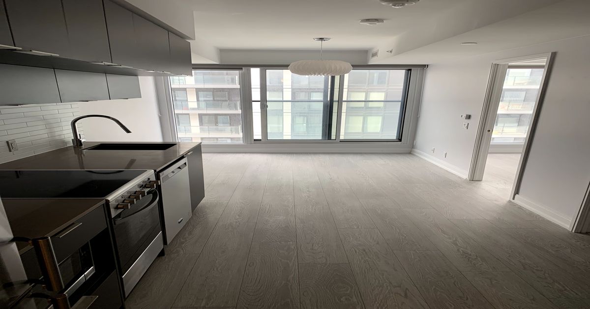 181 Dundas Street Toronto