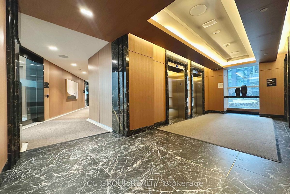 img-gallery