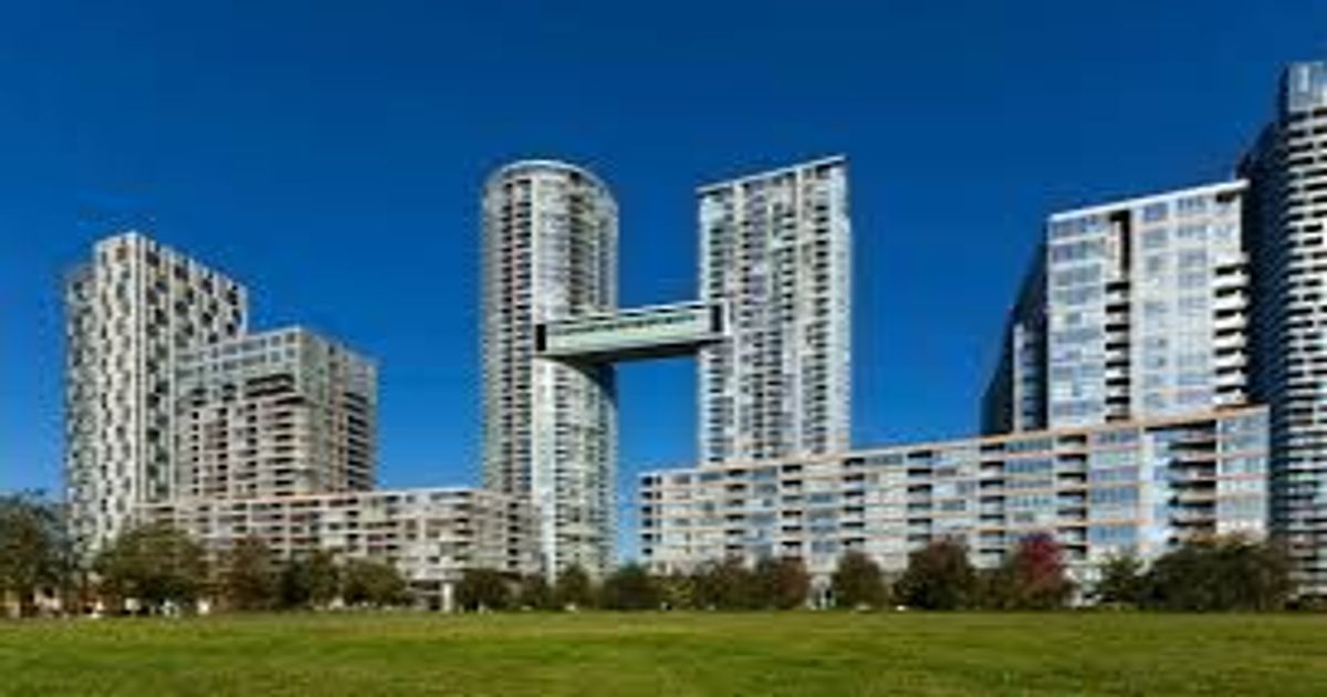 15 Iceboat Terrace Toronto