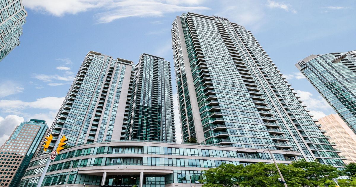 12 Yonge Street Toronto