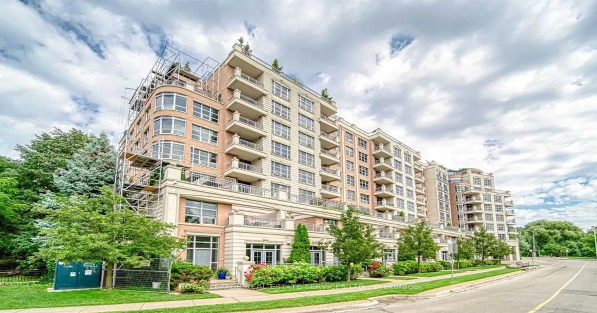 10 Old York Mills Road Toronto