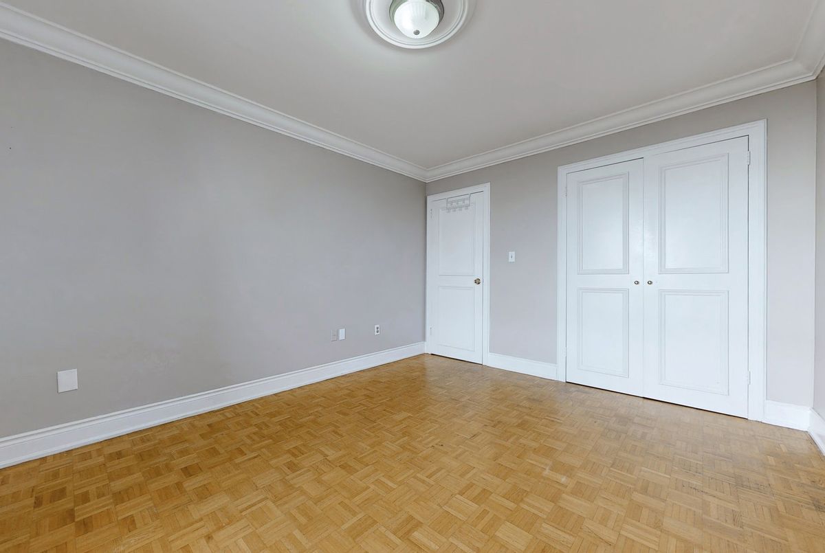 img-gallery