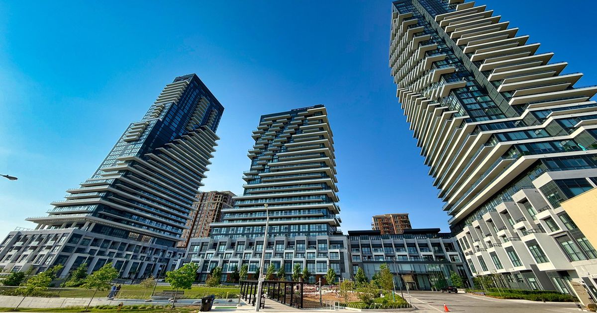 30 Inn On The Park Drive Toronto