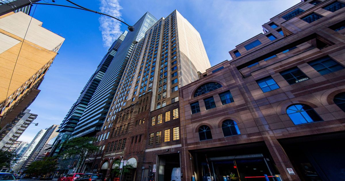 25 Grenville Street Toronto